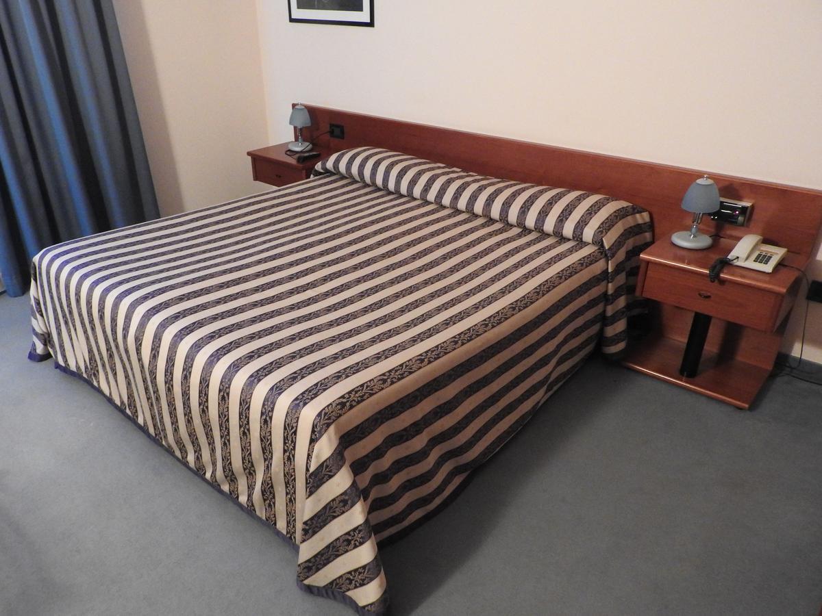 Albergo Centrale Trebaseleghe Εξωτερικό φωτογραφία